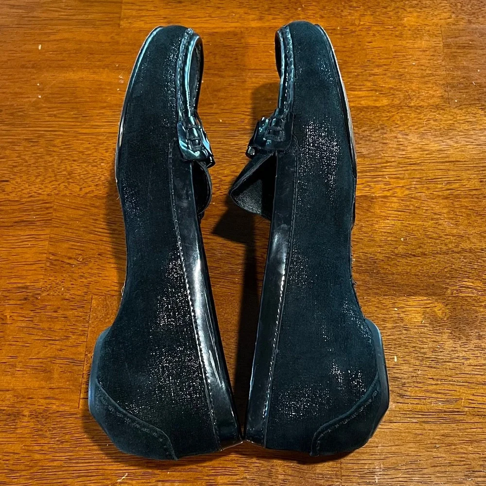 Donald Pliner Black Suede Patent Trim Loafer Flats‎ Women's Size 7.5M